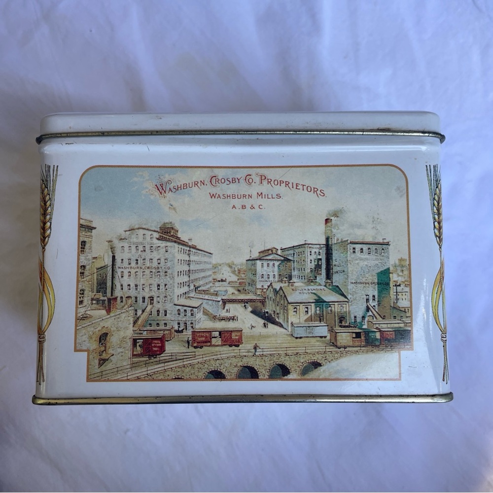 Washburn’s Gold Medal Flour White Recipe Card Decorative‎ Tin